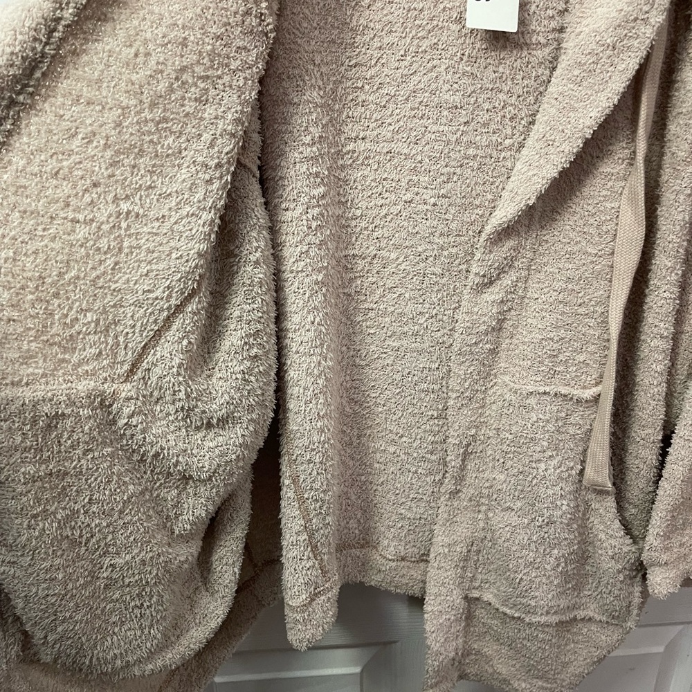Urban Outfitters Sweater Cardigan Hoodie with Pockets Beige/ Tan Sz L NWT - Picture 7 of 11